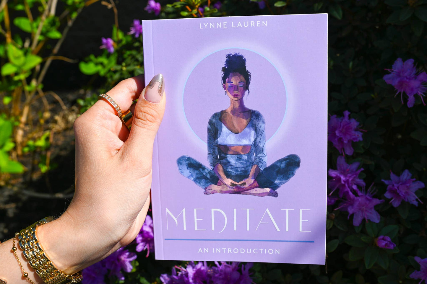 Meditate: A Plain & Simple Guide to Calming & De-stressing
